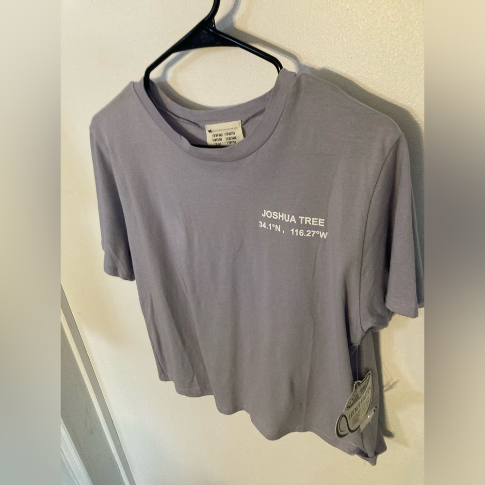 French Pastry crops tops 3 for $25 in size Medium. NWT - Picture 4 of 10